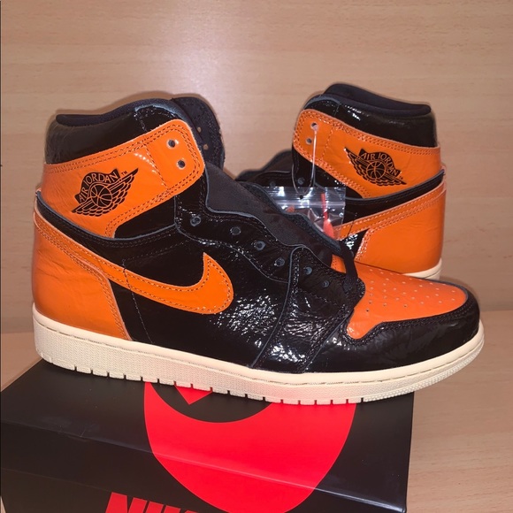 Jordan 1 Shattered Backboard 3.0 - Picture 4 of 5